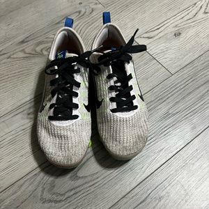 Nike Vapormax Size 4 youth